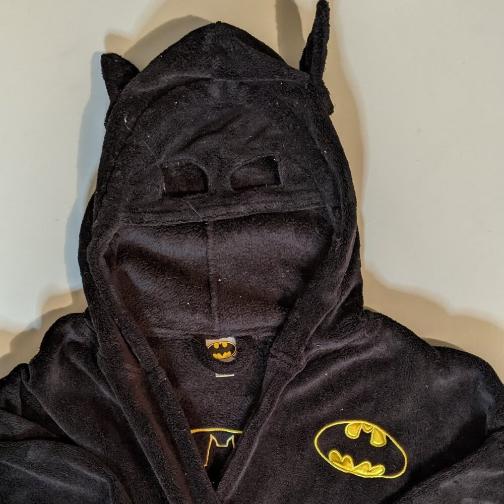 Men's Batman Robe with Masked Hood - Size S/M, Pre-Owned - DC Comics